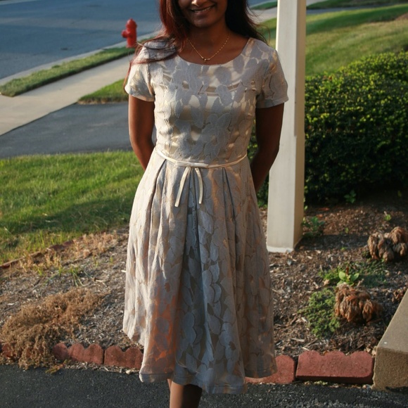 Mikarose 1940s Style Modest Dress Renee Gold & Grey Lace XS - Picture 2 of 13